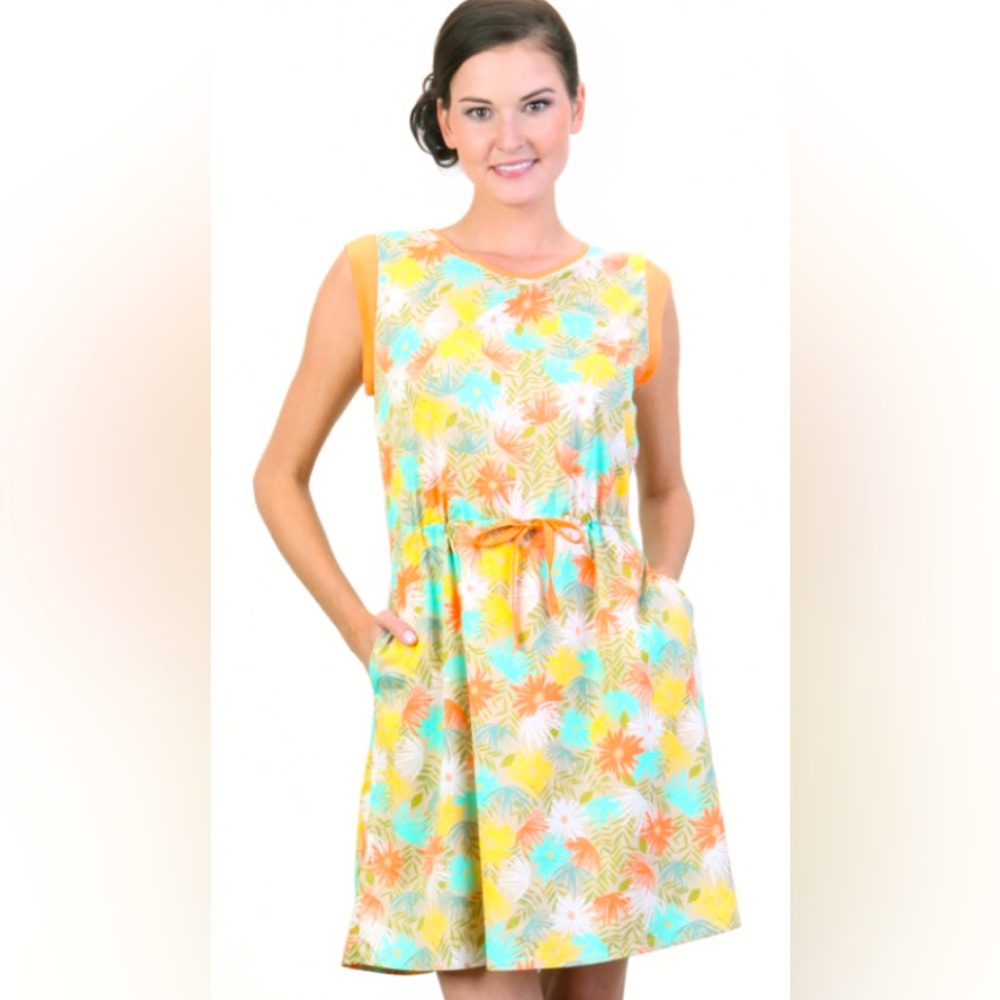 ❤️❤️ Tulle Dress -Paradise
Cove Sleeveless
Palm Print Dress❤️yellow/white size M